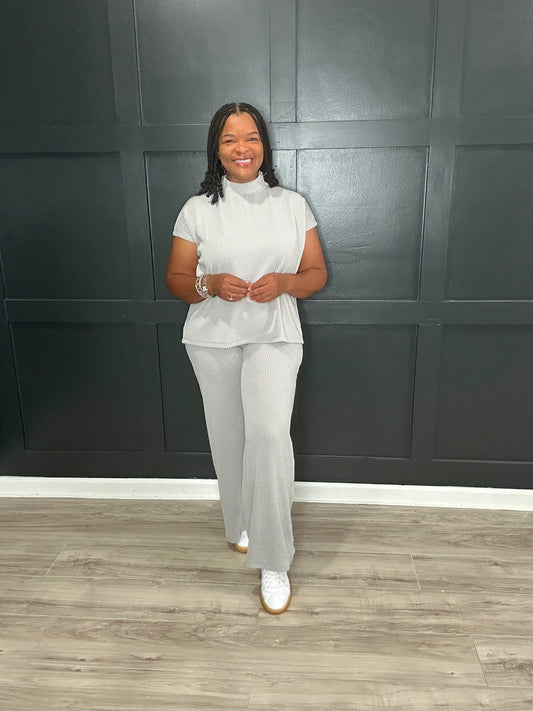 silver two piece women set. grey ribbed set